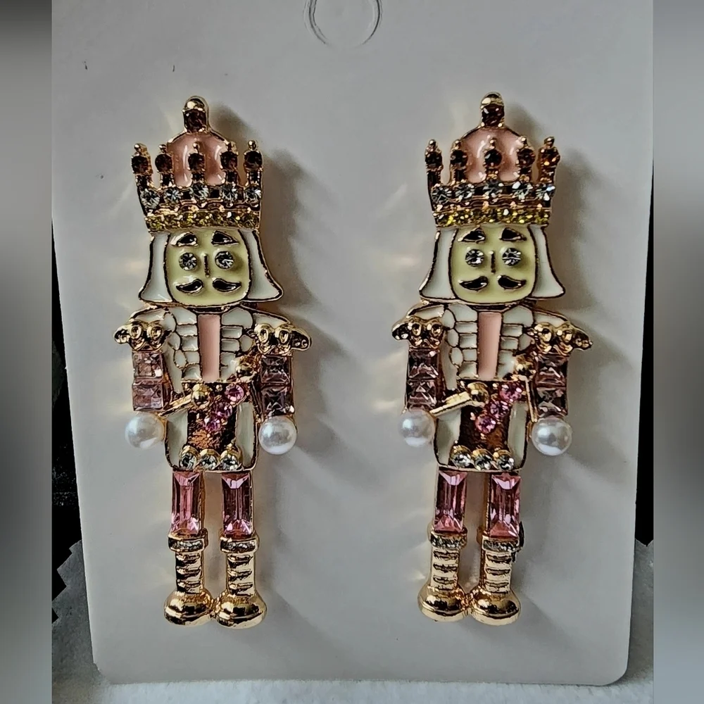 New Christmas nutcracker BaubleBar style stud earrings - Picture 2 of 4